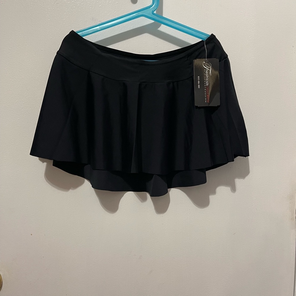 Theatricals Pull-On Dance Skirt TH5114C, small size